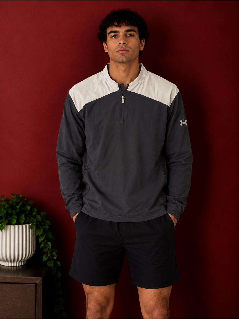 Under Armour Black Grey 1/4 Zip Pullover Windbreaker Men’s Medium